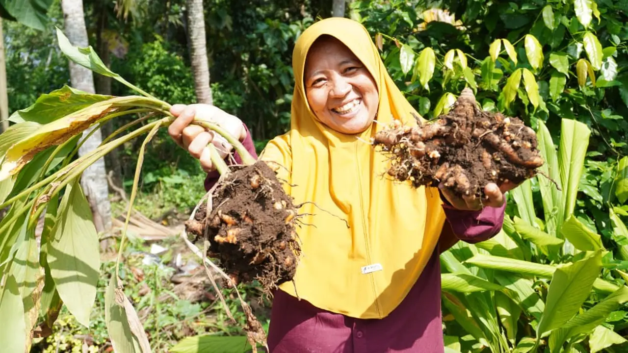 Perjuangan Siti Rofiah, Kartini Masa Kini yang Membawa Tradisi Jamu ke Era Modern