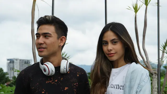 6 Potret Kebersamaan Axel Matthew dan Valerie Thomas, Kakak Adik yang Kompak