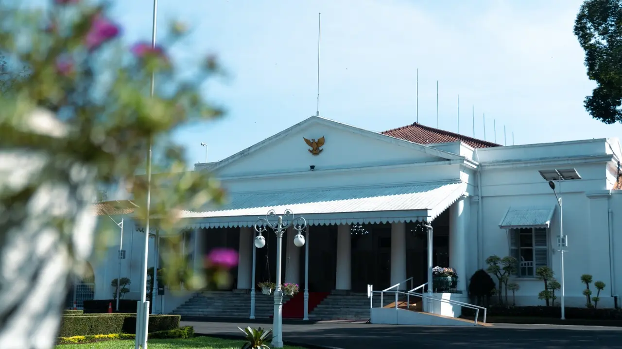 rumah dinas gubernur jawa barat, gedung pakuan