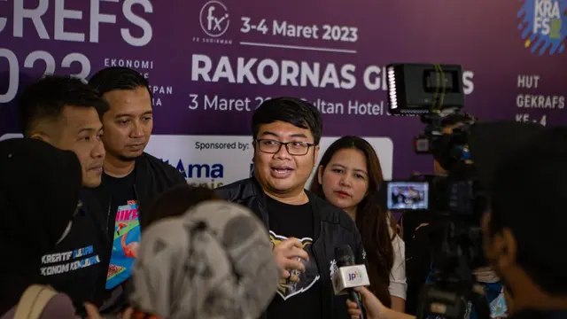 Ketua Umum Gerakan Ekonomi Kreatif Nasional (GEKRAFS) Kawendra