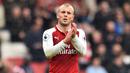 Jack Wilshere bersinar kala dirinya membela Arsenal. Ia digadang-gadang akan mampu menggantikan gelandang andalan The Gunners waktu itu, Cesc Fabregas. Namun di usianya yang baru menginjak 29 tahun, jasanya sudah tak diminati akibat riwayat cedera yang sering dialami. (Foto: AFP/Glyn Kirk)
