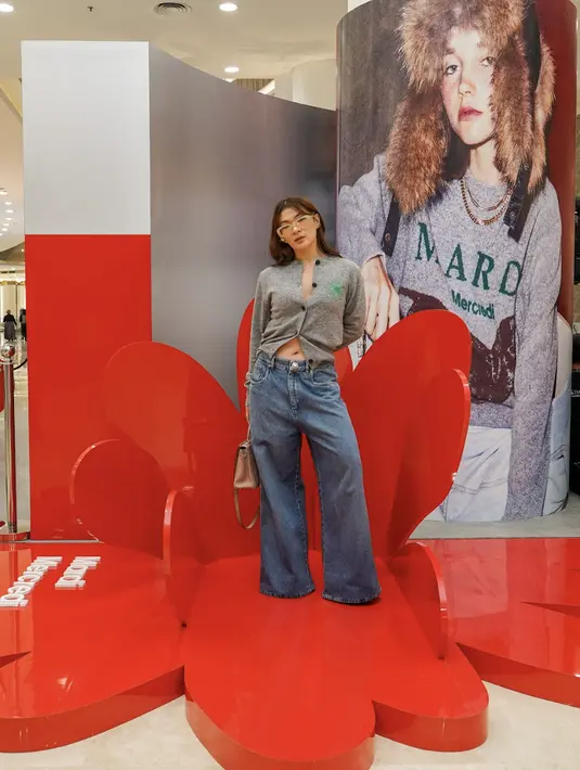 Pada kesempatan ini, sejumlah influencer hadir meramaiakan event yang akan berlangsung hingga 4 Februari 2024 mendatang. [Foto: Dok. Istimewa]