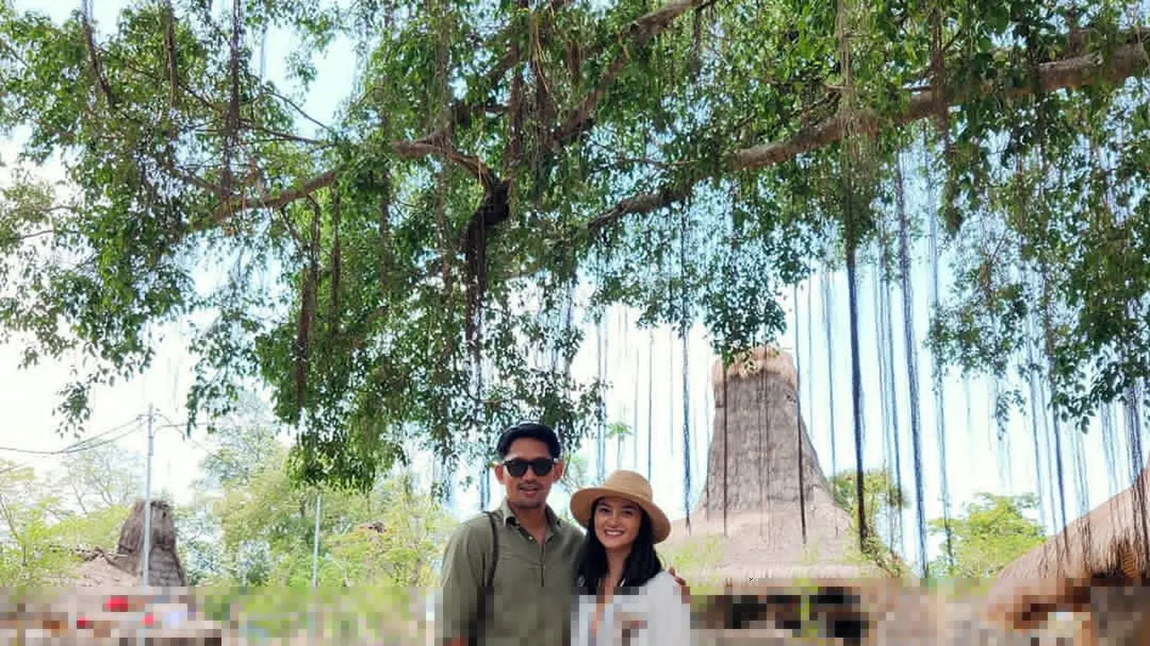 Ibnu Jamil dan Ririn Ekawati (https://www.instagram.com/p/CHB9Nrcp2es/)