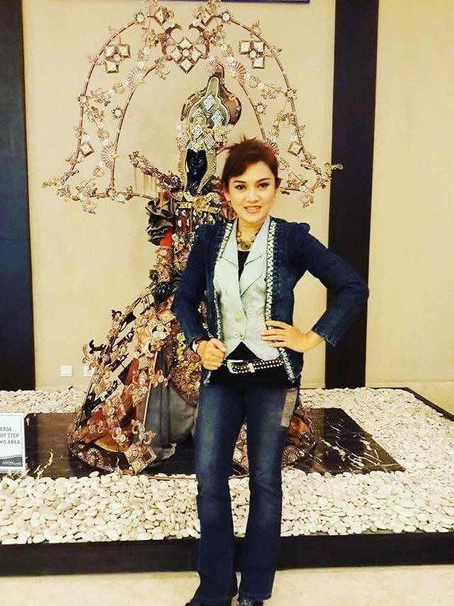 Enggak Kalah Cantik, Ini 6 Pesona Sari Yoshida Ibu Tiara Idol