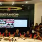 Direktur Utama Telkom Alex J. Sinaga (tengah) bersama Jajaran Manajemen TelkomGroup saat menyampaikan penjelasan perkembangan penyelesaian service recovery layanan Satelit Telkom 1 di Jakarta. Dok: Telkom