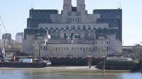 Pemandangan dari Markas Besar MI6 di London pada 18 Maret 2025. (Dok. AP/Kin Cheung)