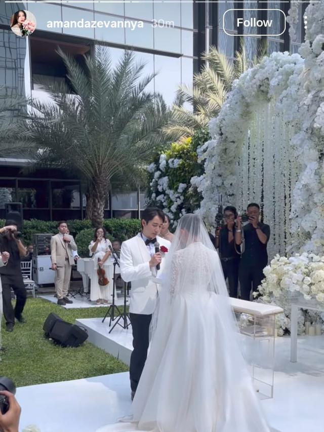 Pernikahan Amanda Manopo. (Instagram/ amandazefannya)