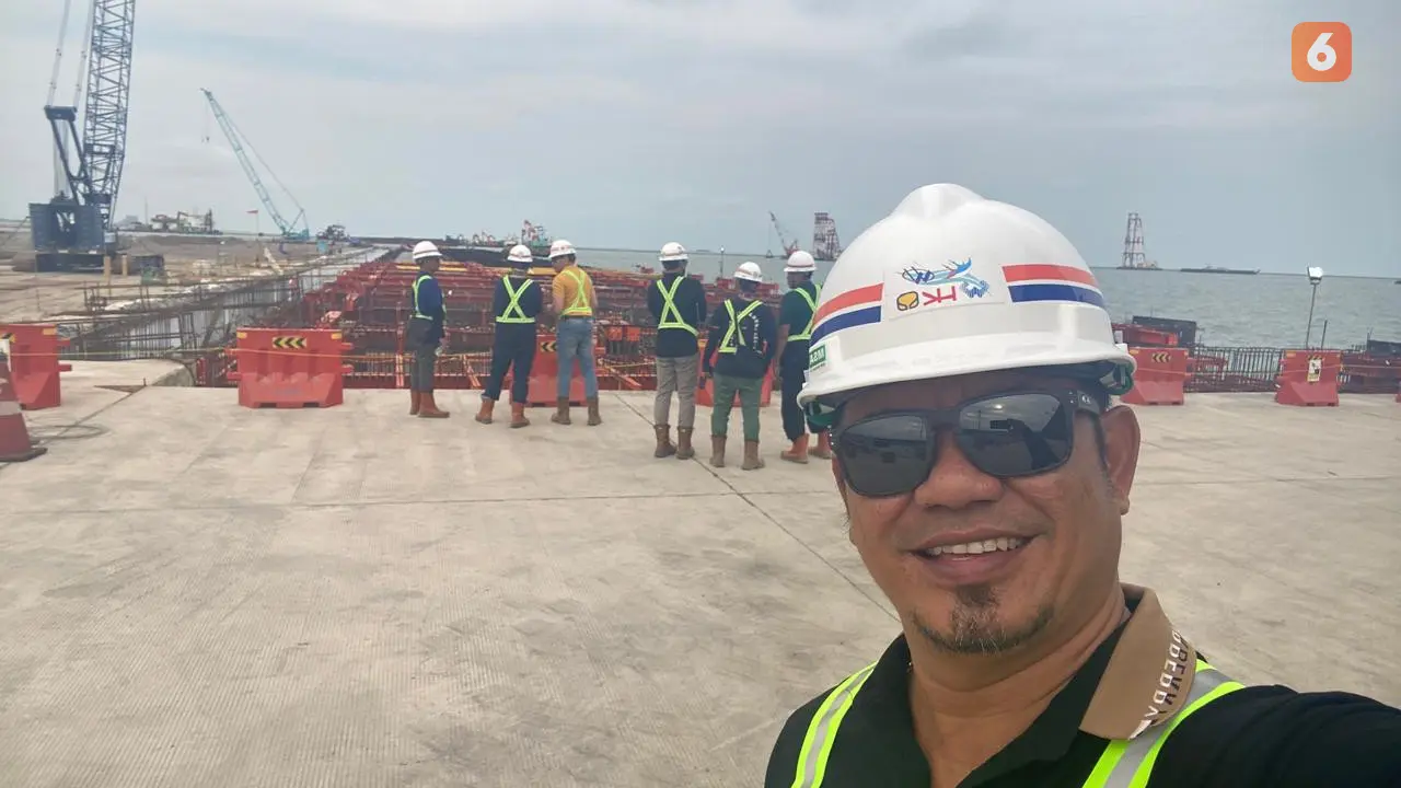 Wakil Ketua DPRD Kota Denpasar, I Wayan Mariyana Wandira