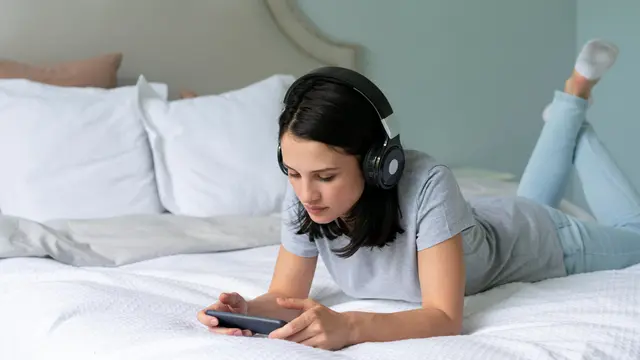 Penting untuk Memberikan Jeda saat Menggunakan Gadget sebelum Tidur
