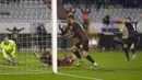 Pemain Kroasia Marko Livaja bereaksi setelah mencetak gol ke gawang Rusia pada pertandingan sepak bola kualifikasi Grup H Piala Dunia 2022 di Stadion Poljud, Split, Kroasia, 14 November 2021. Kroasia menang 1-0. (AP Photo/Darko Bandic)