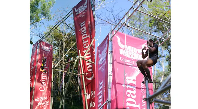 Tantangan ini mampu ditaklukan para peserta Counterpain Mud Warrior 2 di Taman Hutan Raya Bunder, Yogyakarta