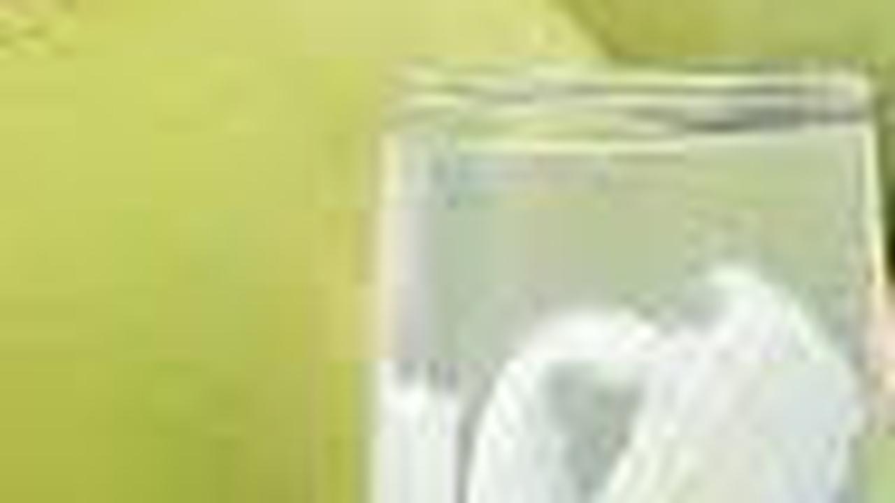 <b>2. Air Kelapa Muda</b><br>