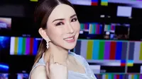 Anne Jakapong Jakrajutatip transgender Thailand yang beli lisensi Miss Universe. (Dok: Instagram&nbsp;Anne Jakapong Liputan6.com dyah