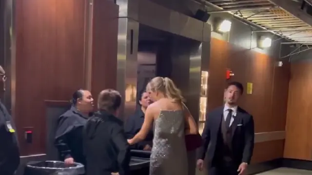 Taylor Swift Kepergok Berikan Uang Tip untuk Staff Grammy Awards 2025 Viral di Media Sosial (credit: Twitter/Pop Crave)