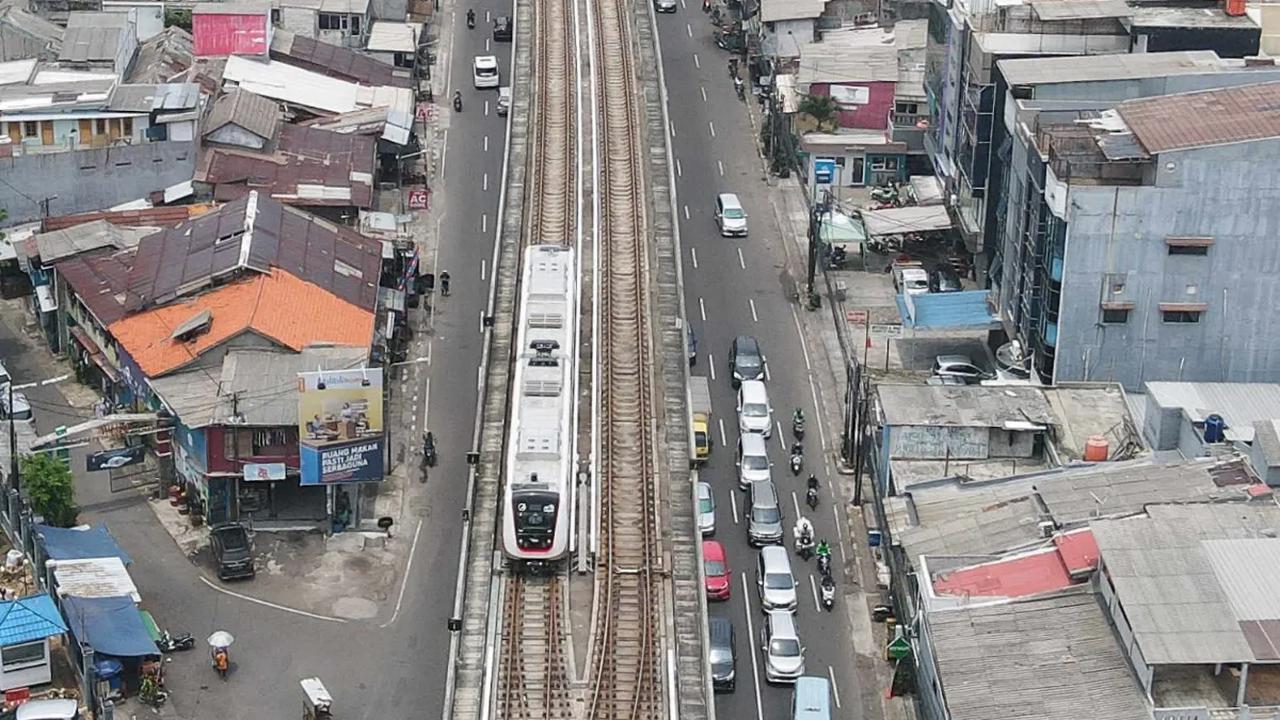 Direktur Utama PT Jakarta Propertindo (Jakpro) Iwan Takwin mengungkapkan, LRT Jakarta menjadi salah satu penyebab BUMD tersebut tak kunjung laba atau untung.
