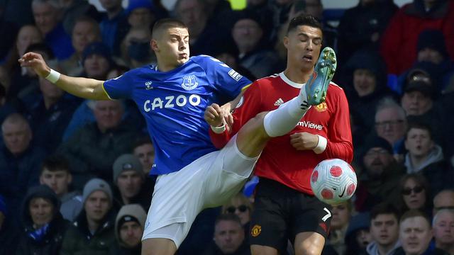 Foto: Berkat Harry Maguire, Everton Tumbangkan Manchester United dan Menjauh dari Zona Degradasi Liga Inggris
