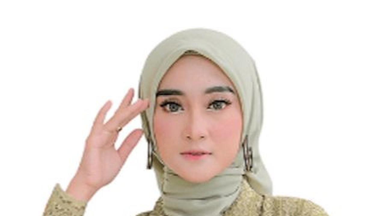 <b>Kebaya Kutubaru Mika By Vanriz</b>