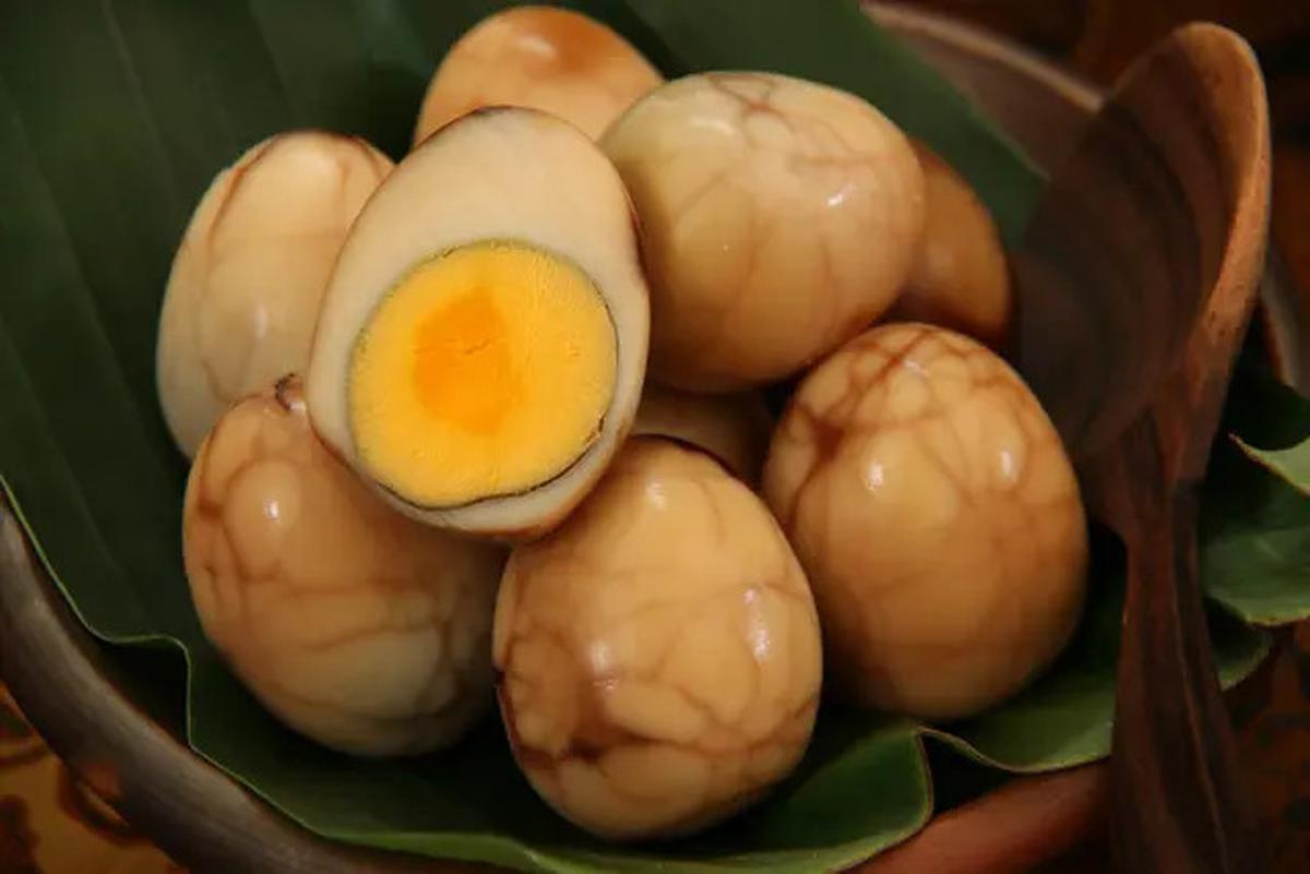 Rahasia Telur Pindang Berwarna Cokelat Sempurna yang Jarang Diketahui