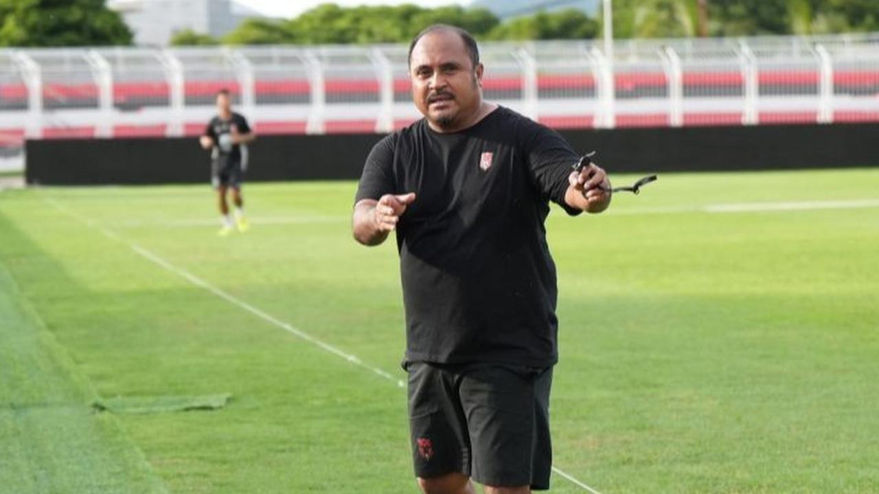 Keputusan Mengejutkan dari Malut United: Imran Nahumarury dan Yeyen Tumena Resmi Dipecat