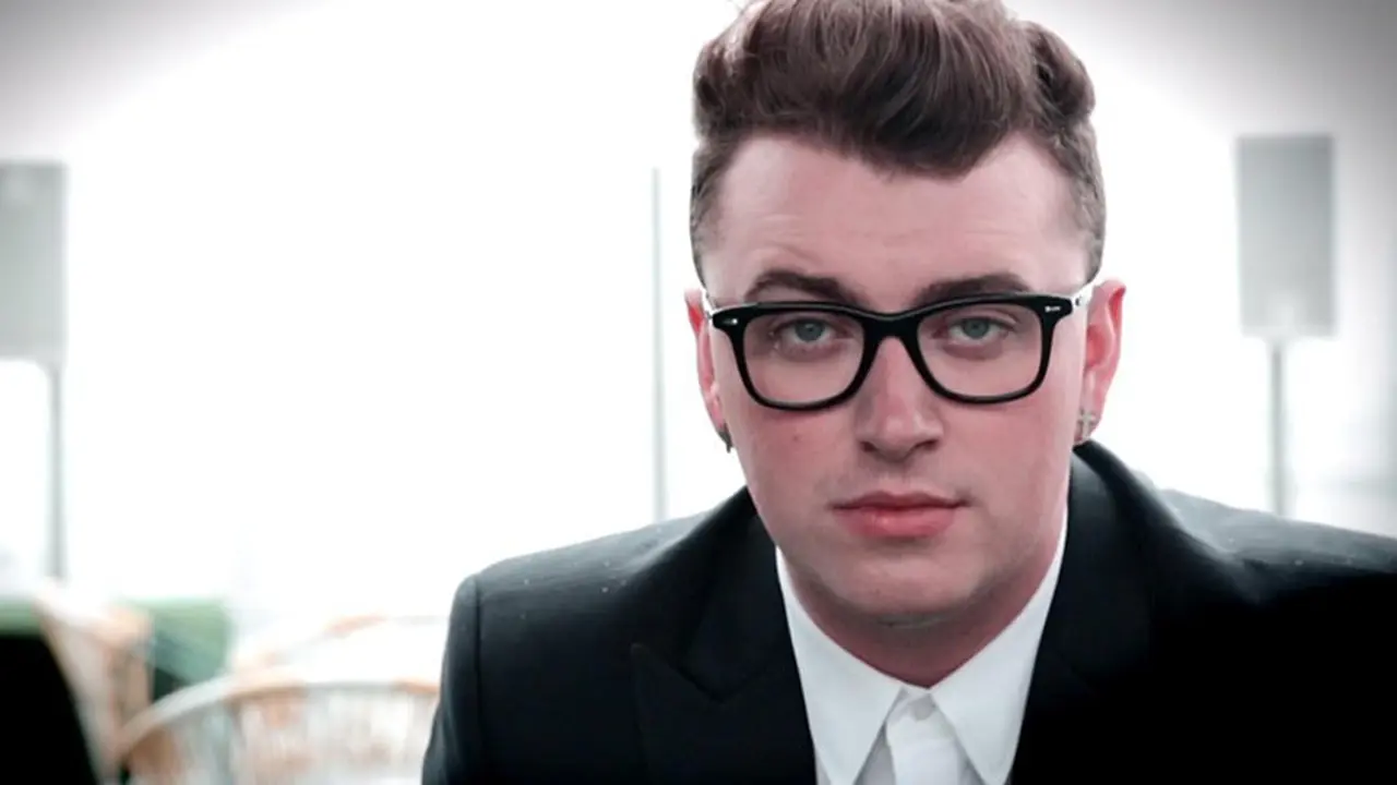 Sam Smith Sempat Menyesal Mengaku Gay