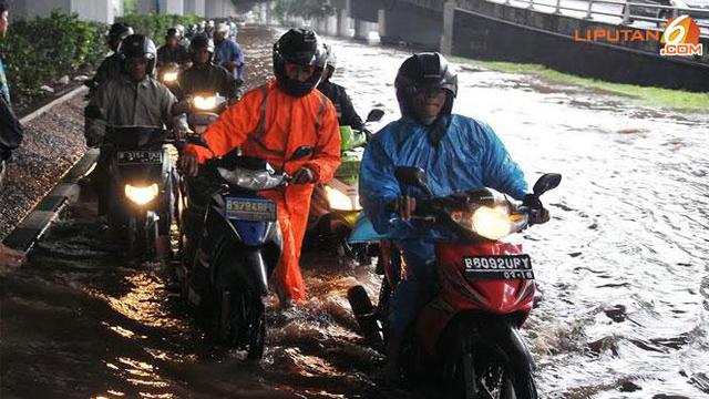 [POLLING] Mana Jas Hujan Pilihanmu?