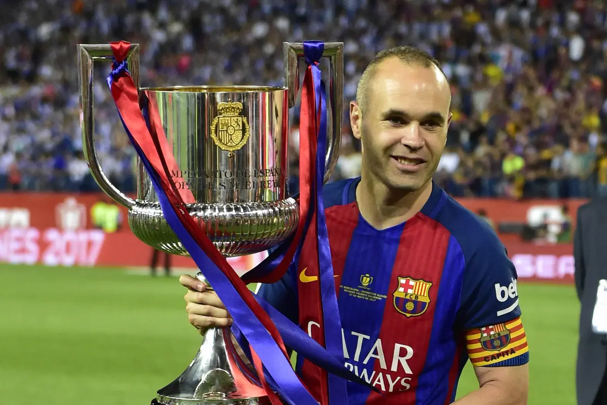 10 Bintang Sepak Bola yang Dicintai oleh Fans Rival