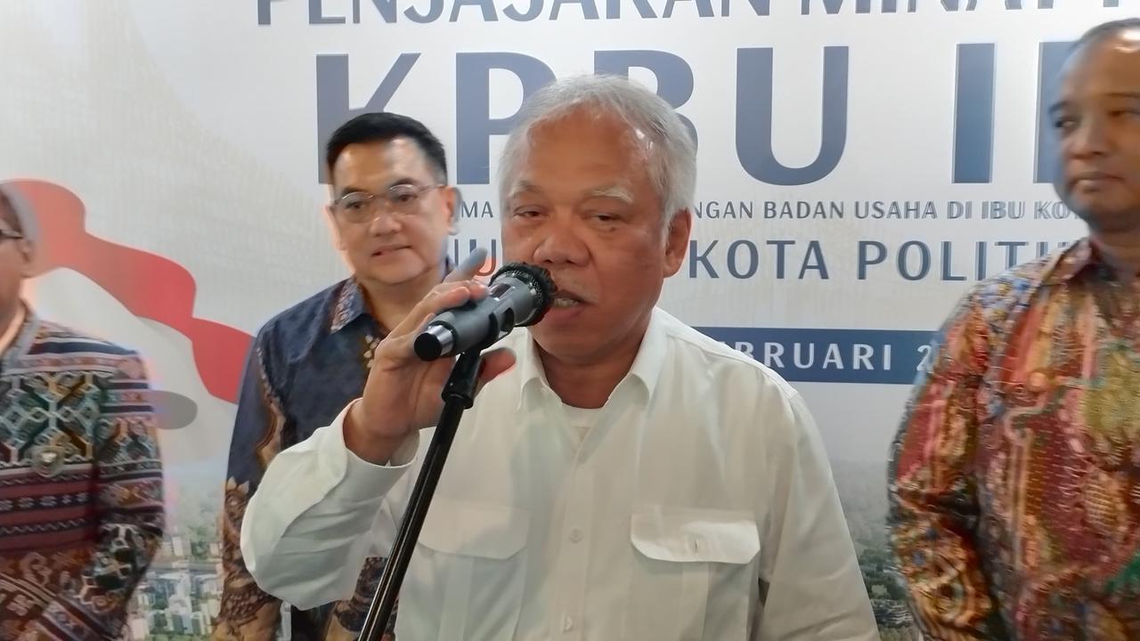VIDEO: Detik-Detik Upacara HUT ke-80 RI Dipimpin Kepala IKN Basuki Pakai Baju Adat Dayak