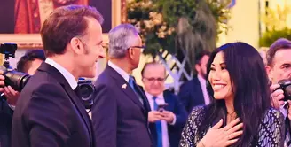Anggun C Sasmi turut hadiri lawatan Presiden Prancis Emmanuel Macron di Istana Negara. [@anggun_cipta]