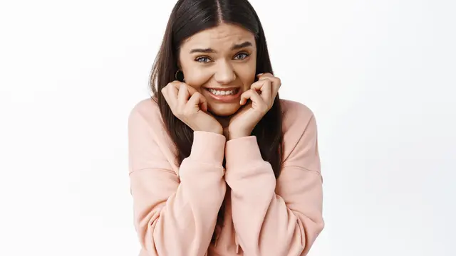 Mudah Terbawa Perasaan