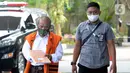 Terdakwa mantan anggota DPRD Kota Bandung, Kadar Slamet akan menjalani persidangan secara online lanjutan di Gedung KPK, Jakarta, Rabu (24/06/2020). Kadar diperiksa terkait kasus dugaan korupsi pengadaan tanah untuk RTH di lingkungan Pemerintah Kota Bandung Tahun 2012-2013. (merdeka.com/Dwi Narwoko)