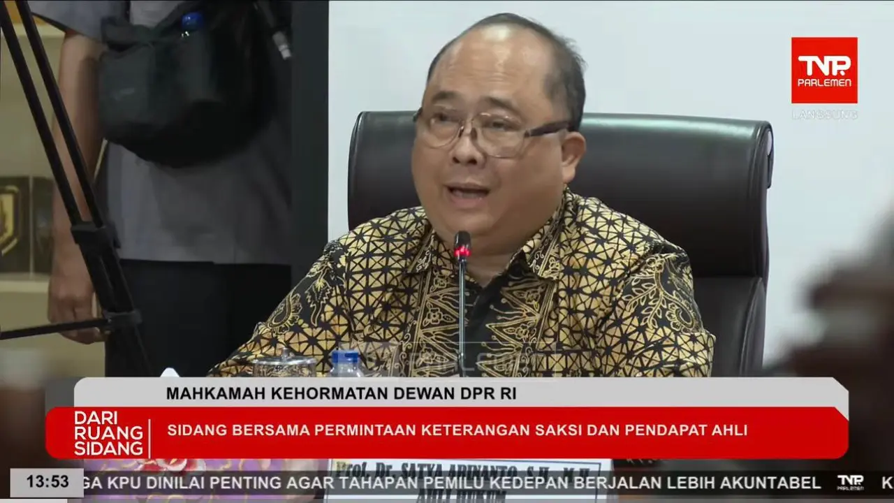 Prof Satya di sidang MKD