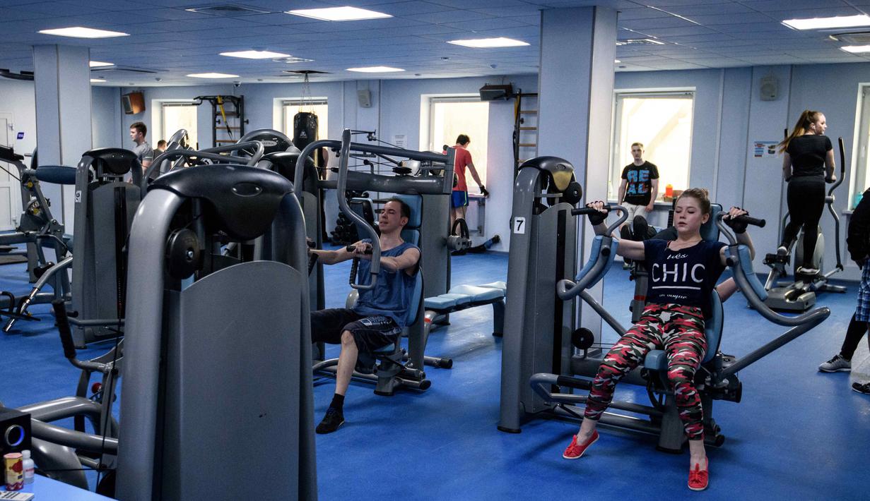 Ruang kebugaran Pusat Olahraga Olimpiade yang dipilih untuk menjadi markas tim nasional sepak bola Panama pada Piala Dunia 2018 di Saransk, Rusia, Kamis (3/5). (Mladen ANTONOV / AFP)