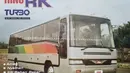 Iklan sasis bus Hino RK Turbo (RK-T). Terlihat bus milik Sinar Jaya menjadi modelnya. (Source: instagram.com/@busklasik)