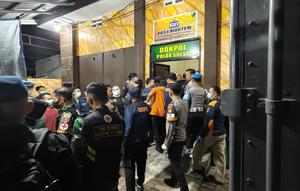 Jenazah perempuan korban kecelakaan pesawat ATR 42-500 (Fauzan/Liputan6.com)