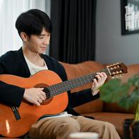 Ngabuburit Makin Produktif, Ini Deretan Gitar Akustik untuk Temani Waktu Menjelang Berbuka