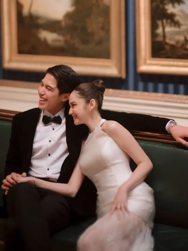 El Rumi Prewedding Konsep Museum Date di Inggris. [@syifahadju]