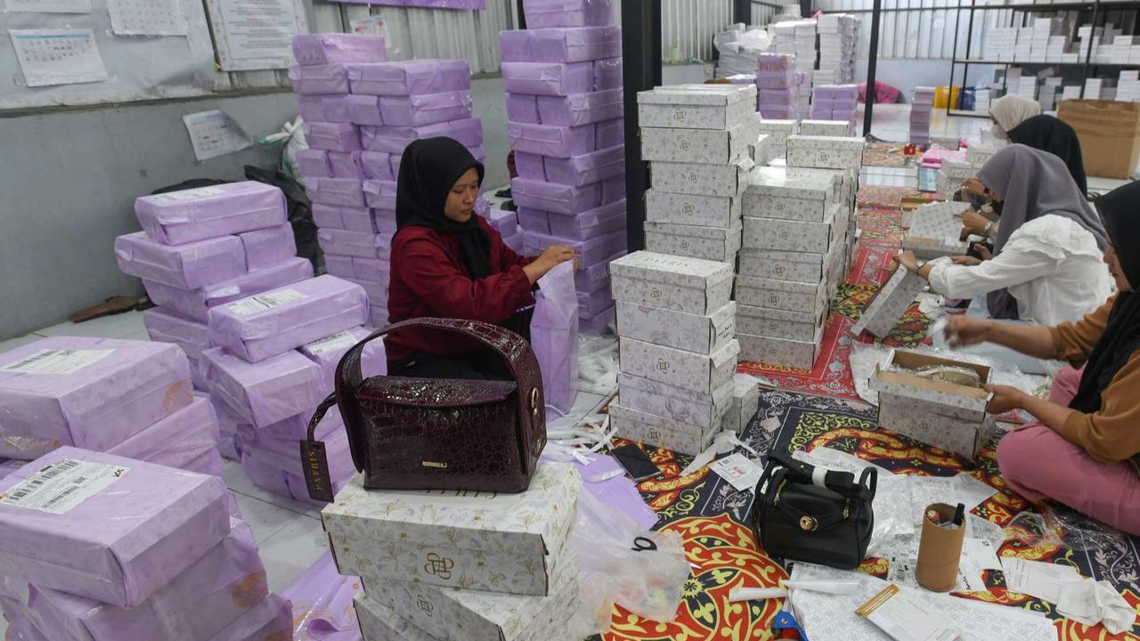FOTO: Resahnya Pelaku UMKM Keuntungan Tergerus Kenaikan Nilai Tukar Dolar AS