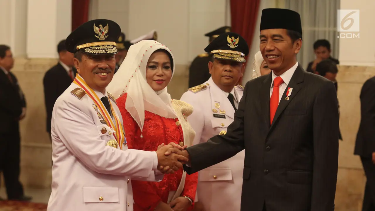 Pelantikan Gubernur Riau