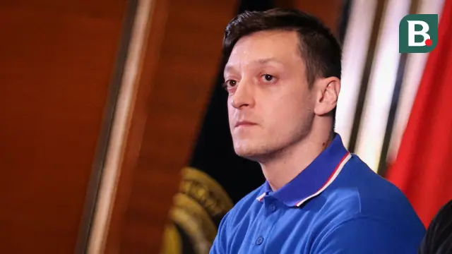 Jumpa Pers Mesut Ozil