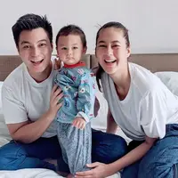 Pasangan muda Paula Verhoeven dan Baim Wong membawa kabar bahagia. Sekarang ini, Paula dikabarkan tengah mengandung anak keduanya. Yang bearti, Kiano Tiger Wong akan menjadi seorang kakak. (Instagram/paula_verhoeven)