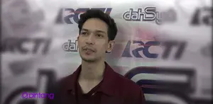 Dimas Beck tidak terlalu menargetkan apapun dalam hidup dan karirnya. Tetapi untuk pendidikannya, ia menargetkan harus segera lulus pada tahun 2016 nanti.