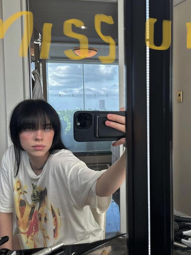 Billie Eilish (Instagram/@billieeilish)