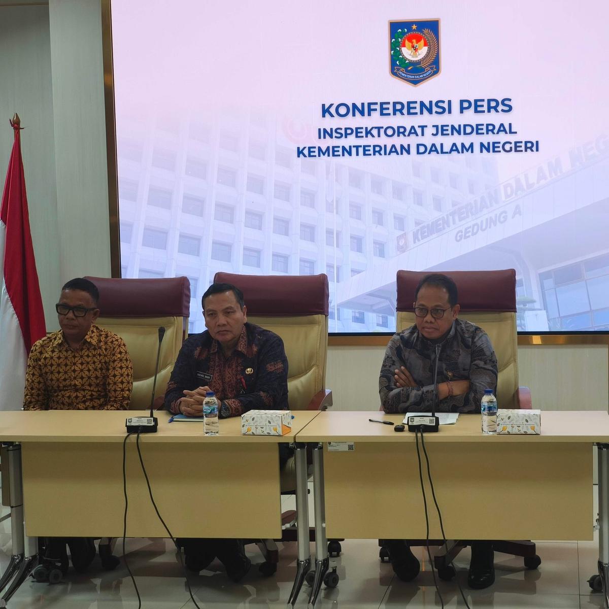 Walkot Prabumulih Disanksi Kemendagri Buntuk Pencopotan Kepala Sekolah