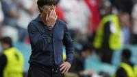 Mantan pelatih Timnas Jerman, Joachim Low. (Bola.com/Dok.AFP/Frank Augstein).