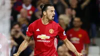 Ibrahimovic 2 Gol, MU Hajar Southampton