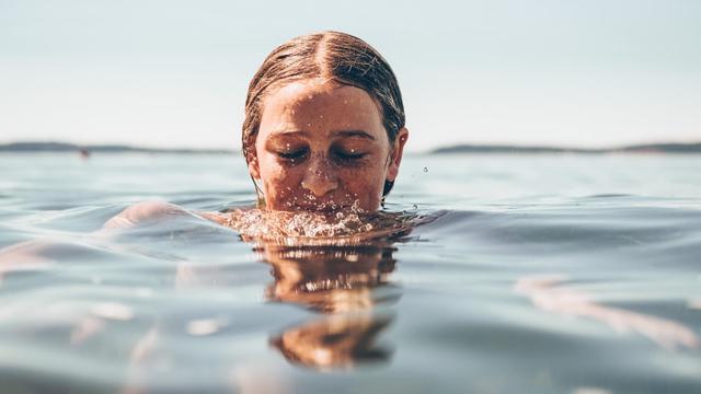 9 Cara Berenang untuk Pemula yang Mudah dan Cepat, Perhatikan Tekniknya