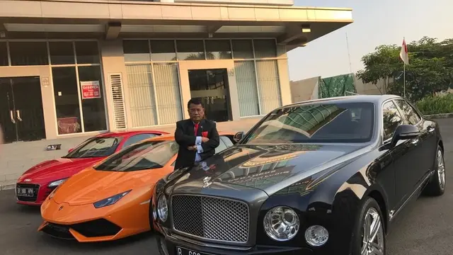 [Bintang] Hotman Paris Hutapea