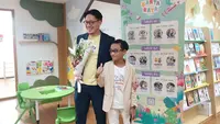 Jangan Terlalu Cepat Koreksi Karya Anak, Ini Cara Tepat Dukung Kreativitasnya