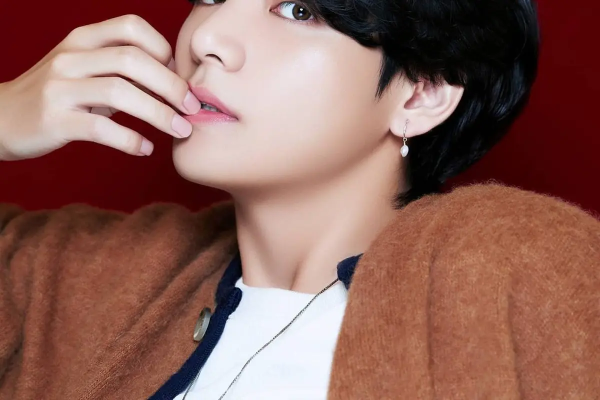 V BTS