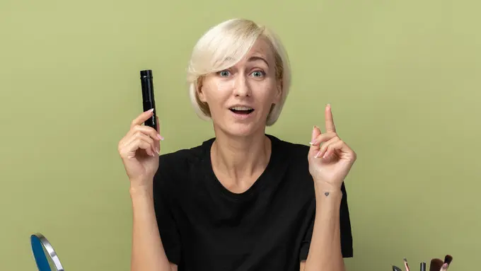 9 Tips Aplikasi Makeup Look Neutral untuk Tampilan Dewasa Modern yang Lebih Fresh